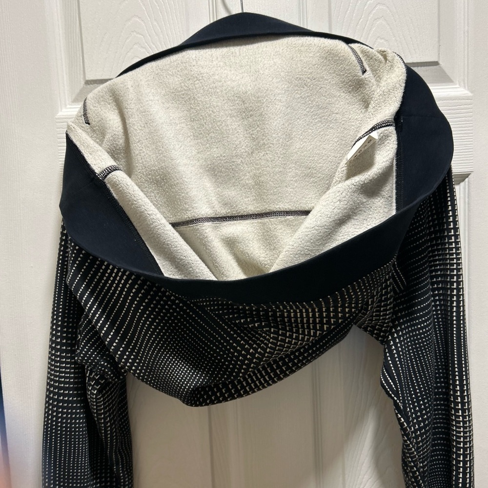 Jacket - Picture 5 of 5